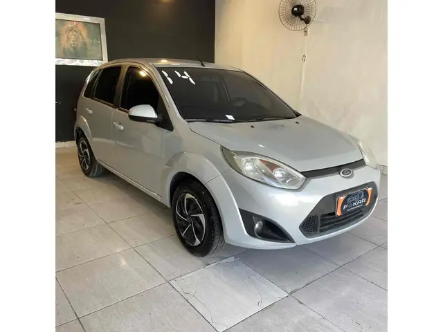 Carro Ford Fiesta Hatch 2014 SE 1.0 RoCam (Flex)