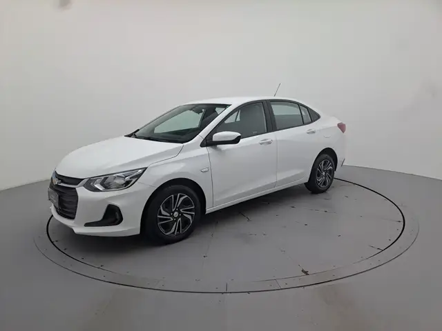 Carro Chevrolet Onix Plus 2024 LT 1.0