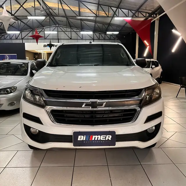 Carro Chevrolet S10 Cabine Simples 2019 S10 2.8 CTDi Chassi Cabine LS 4WD