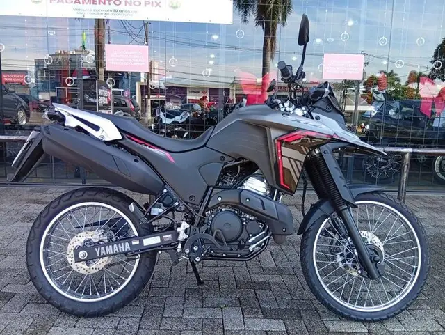 Moto Yamaha XTZ 250 Lander 2025 Connected