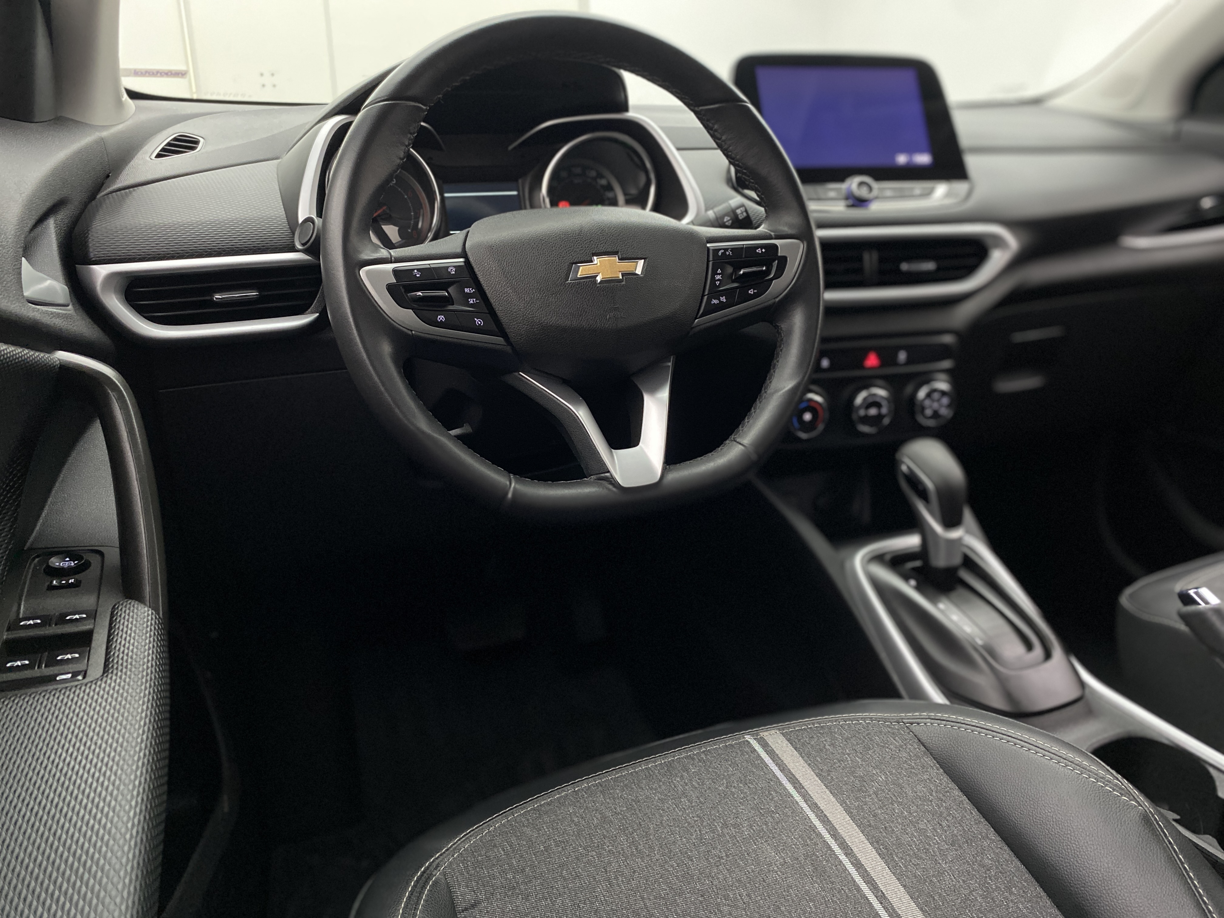 GM - Chevrolet-Tracker-LTZ 1.0 Turbo (Aut.)