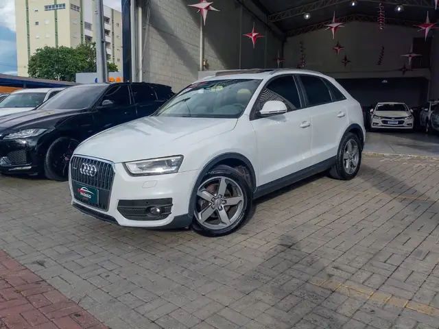 Carro Audi Q3 2013 2.0 TFSI Ambition S Tronic Quattro