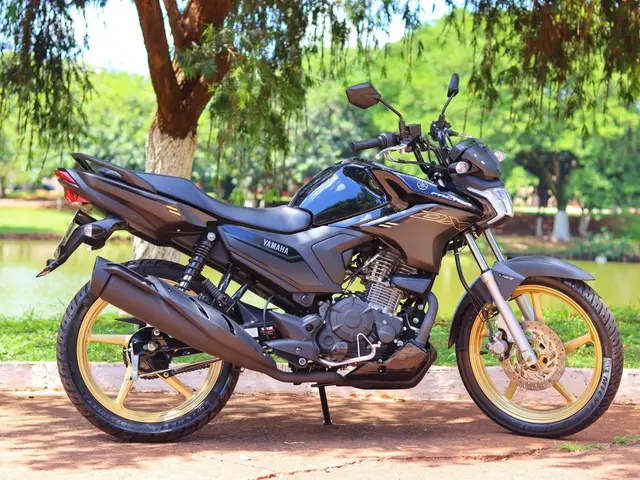 Moto Yamaha YBR 150 Factor 2025 DX