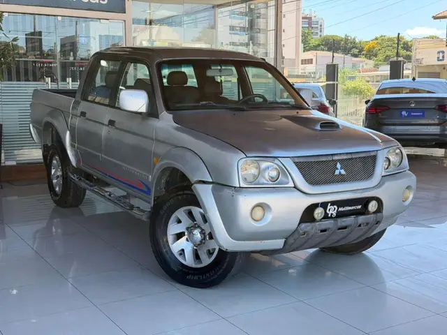 Carro Mitsubishi L200 2004 L 200 Sport GLS 4x4 2.5 (cab. dupla)