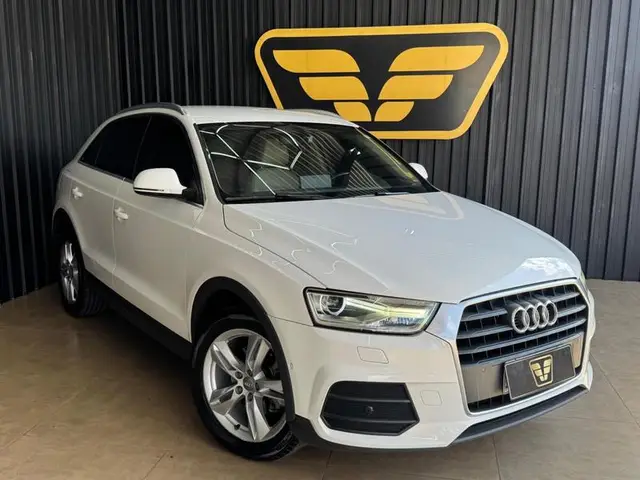 Carro Audi Q3 2018 1.4 TFSI Ambiente S Tronic