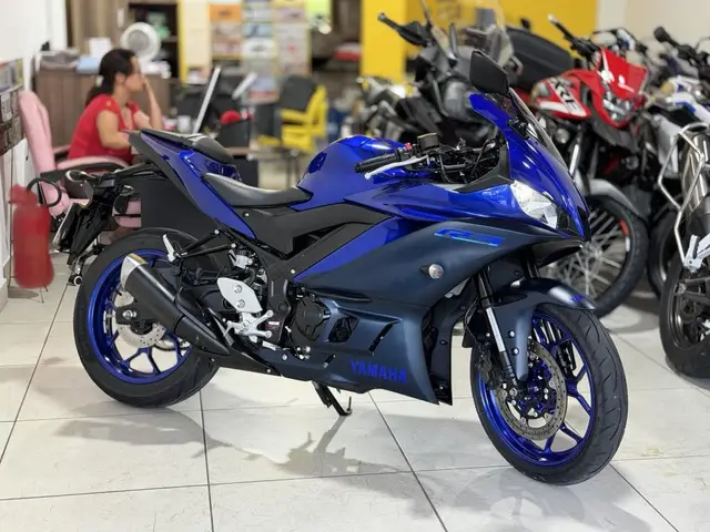 Moto Yamaha YZF R3 2024 ABS