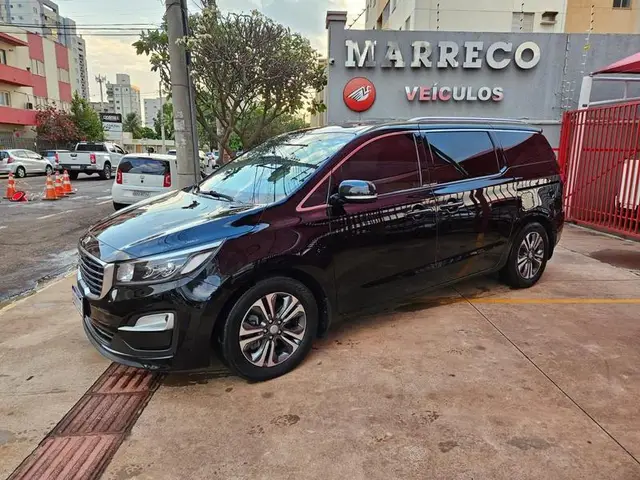 Carro Kia Grand Carnival 2019 EX 3.3 V6 (Aut)