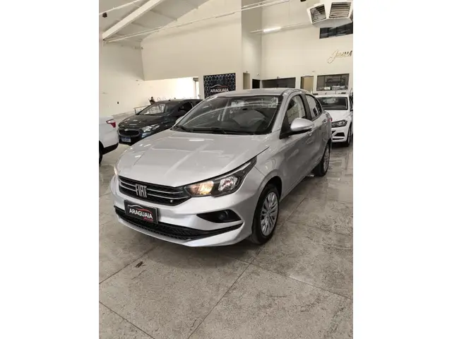 Carro Fiat Cronos 2025 Drive 1.3