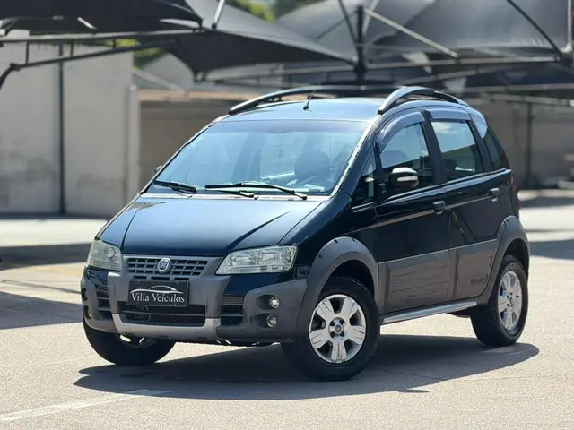 Carro Fiat Idea 2010 Adventure 1.8 (Flex)