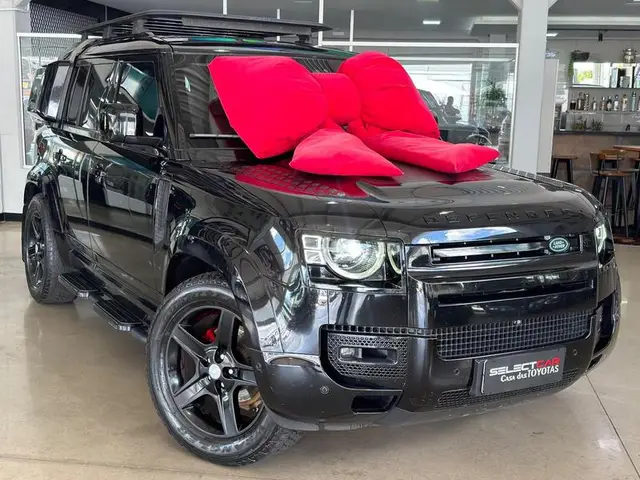 Carro Land Rover Defender 2021 SE 110 2.0 SI4 (Aut)