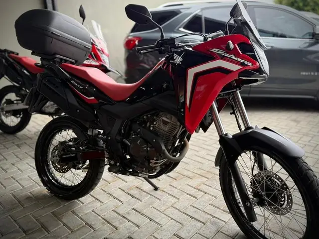 Moto Honda XRE Sahara 300 2025 Rally