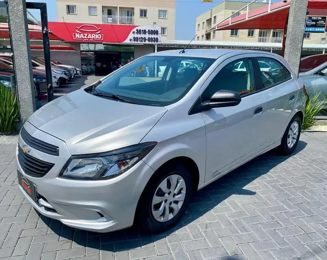 Carro Chevrolet Onix 2019 1.0 Joy SPE/4