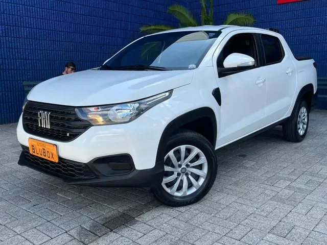 Carro Fiat Strada 2024 Freedom 1.3 Flex 8V CD