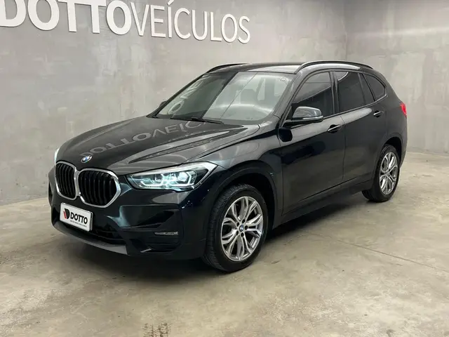 Carro BMW X1 2021 sDrive20i 2.0 Turbo (Aut.)