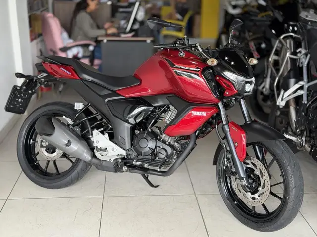 Moto Yamaha Fazer FZ15 2024 ABS