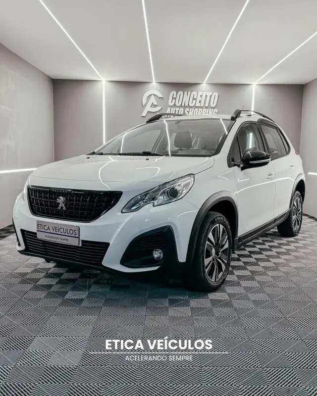 Carro Peugeot 2008 2022 Allure Pack 1.6