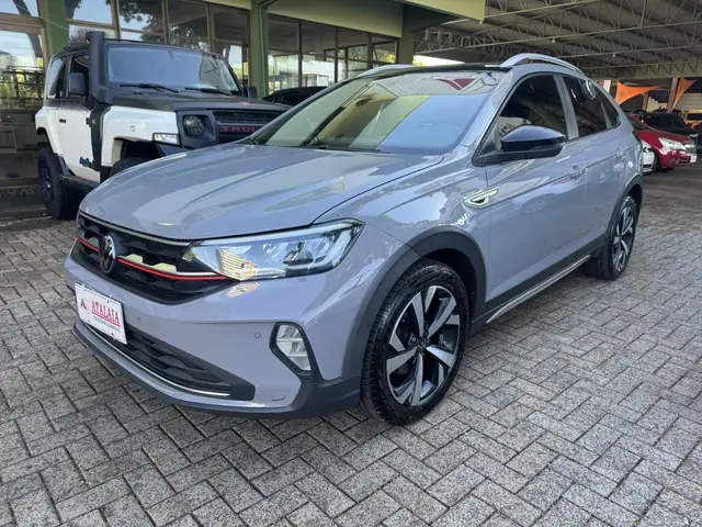 Carro Volkswagen Nivus 2023 Highline 200 TSI