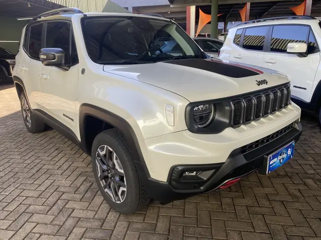 Carro Jeep Renegade 2022 Trailhawk T270 4x4 AT9