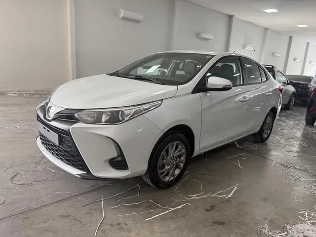 Carro Toyota Yaris Sedan 2024 XL 1.5 (Flex) (Aut)