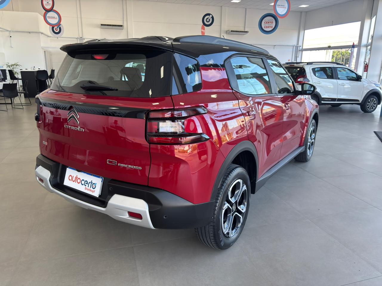 citroën c3 aircross shine 1.0 turbo 200 7l at