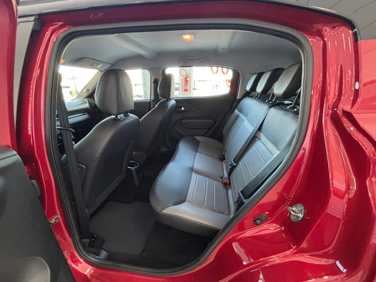 citroën c3 aircross shine 1.0 turbo 200 7l at