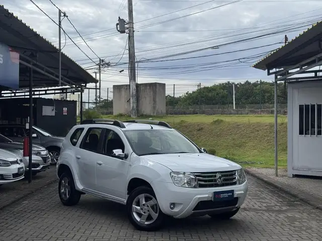 Carro Renault Duster 2014 2.0 16V Dynamique (Flex)