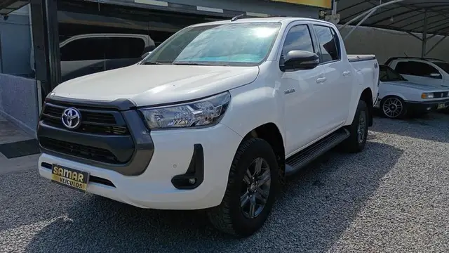 Carro Toyota Hilux Cabine Dupla 2024 SR 4x4 2.8 Diesel