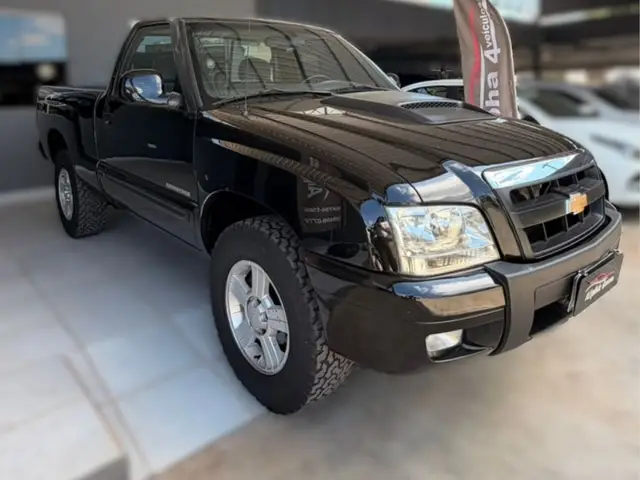 Carro Chevrolet S10 Cabine Simples 2010 S10 Advantage 4x2 2.4 (Flex) (Cab Simples)