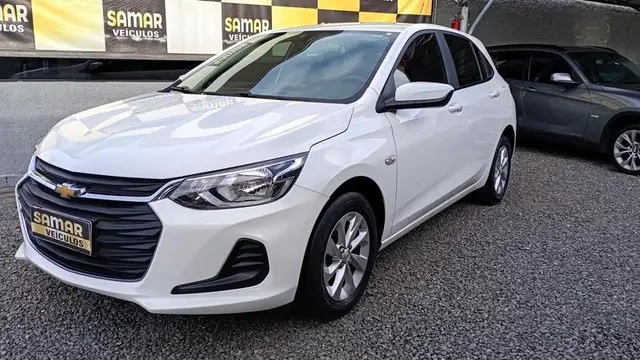 Carro Chevrolet Onix 2023 LT 1.0