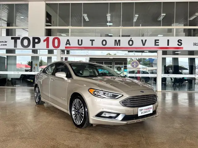Carro Ford Fusion 2017 2.0 16V Hybrid Titanium (Aut)