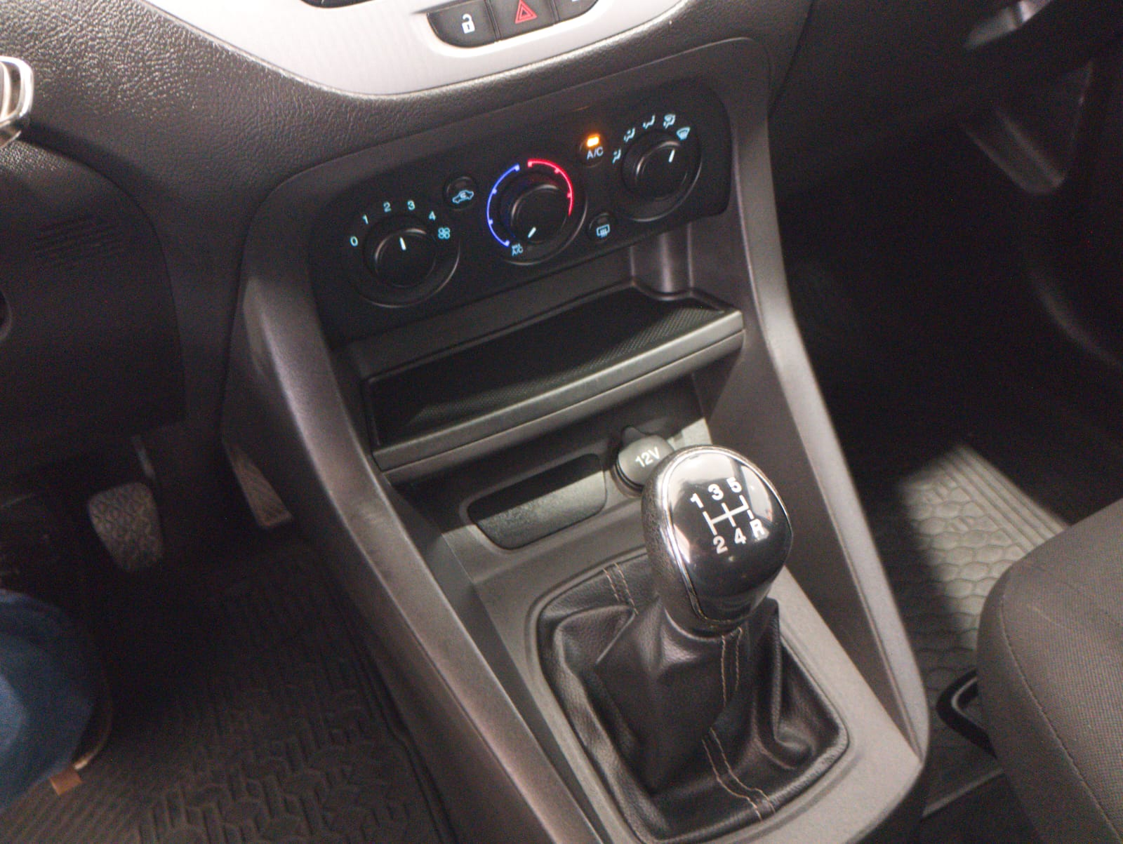 ford ka 1.0 se (flex)