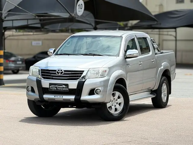 Carro Toyota Hilux Cabine Dupla 2015 Hilux 2.7 SRV CD 4x2 (Flex) (Aut)