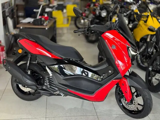 Moto Yamaha NMax 2025 Connected 160 ABS