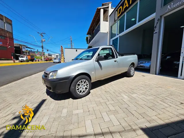 Carro Ford Courier 2012 L 1.6 (Flex)