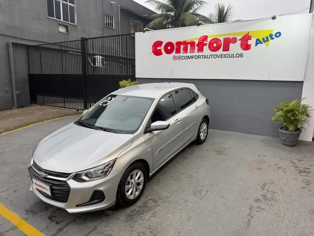Carro Chevrolet Onix 2023 LT 1.0