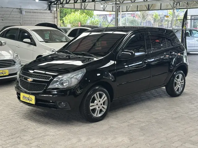 Carro Chevrolet Agile 2013 LTZ 1.4 Easytronic (Flex)