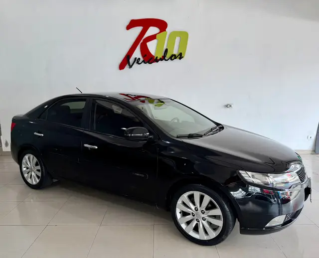 Carro Kia Cerato 2012 1.6 16V (Aut)