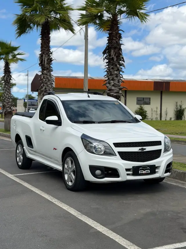 Carro Chevrolet Montana 2014 Sport 1.4 (Flex)