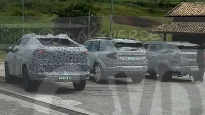 Comboio de Renault Niagara e Duster em testes revela ainda possível novo SUV 
