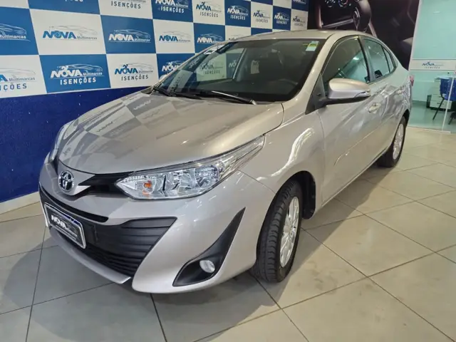 Carro Toyota Yaris Sedan 2019 1.5 XL (Flex)