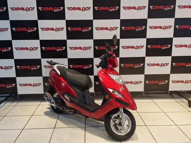 Moto Suzuki Burgman 2013 125i