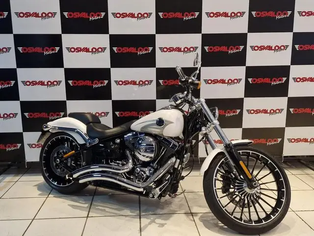 Moto Harley-Davidson Softail 2017 Breakout