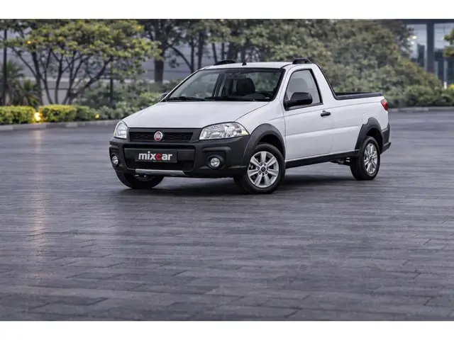 Carro Fiat Strada 2013 Working 1.4 (Flex)