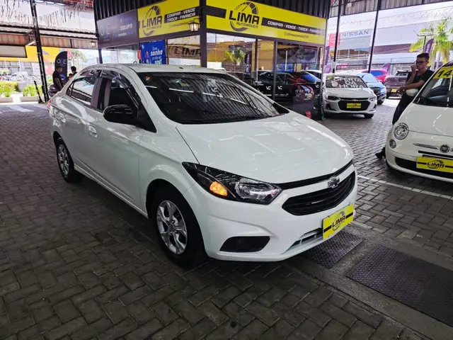 Carro Chevrolet Onix 2021 1.0 (Flex)