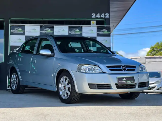 Carro Chevrolet Astra Hatch 2008 Advantage 2.0 (Flex)