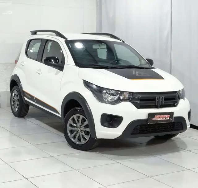 Carro Fiat Mobi 2024 Trekking 1.0
