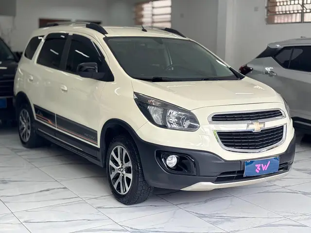 Carro Chevrolet Spin 2016 Activ 1.8 (Flex) (Aut)