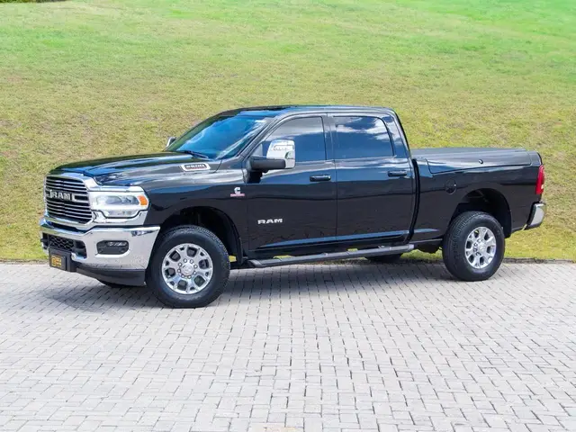 Carro Ram 2500 2024 Laramie 6.7 4X4