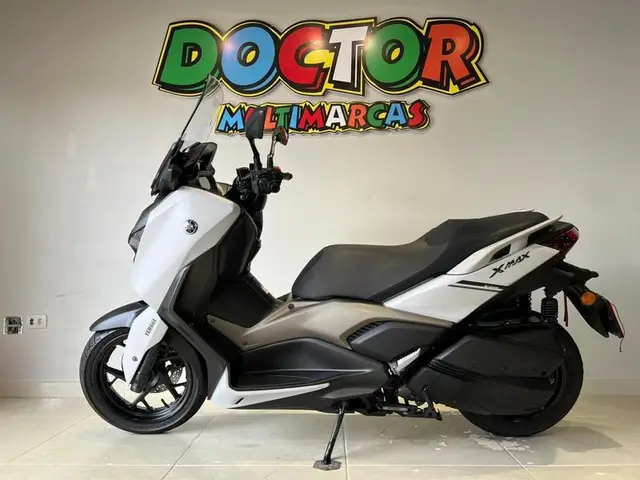 Moto Yamaha XMax 2025 250 Connected