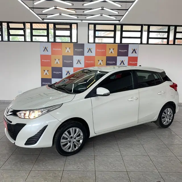 Carro Toyota Yaris 2020 1.3 XL Live (Flex)